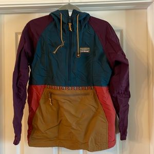 L.L. Bean anorak pull over jacket.